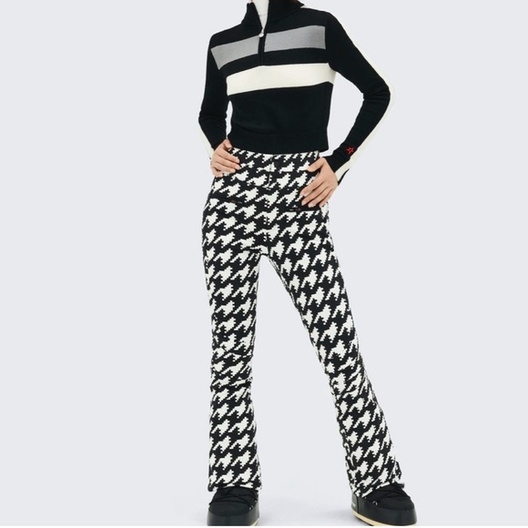 NWT perfect moment Mania black crop sweater - Picture 4 of 10